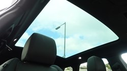 2026 (75) LAND ROVER RANGE ROVER EVOQUE 1.5 P160 Dynamic SE 5dr 2WD Auto 5819960