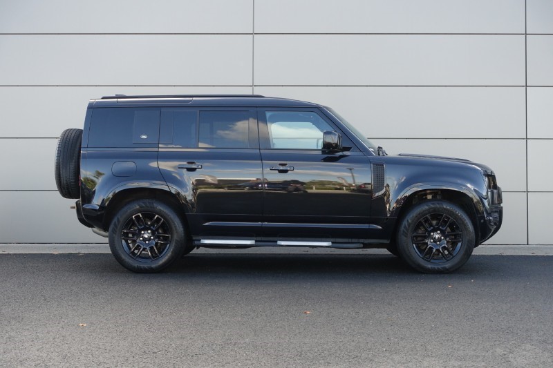 2023 (23) LAND ROVER DEFENDER 3.0 D250 X-Dynamic HSE 110 5dr Auto 5887110