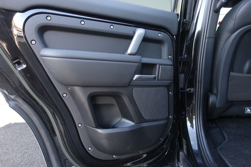 2023 (23) LAND ROVER DEFENDER 3.0 D250 X-Dynamic HSE 110 5dr Auto 5887163