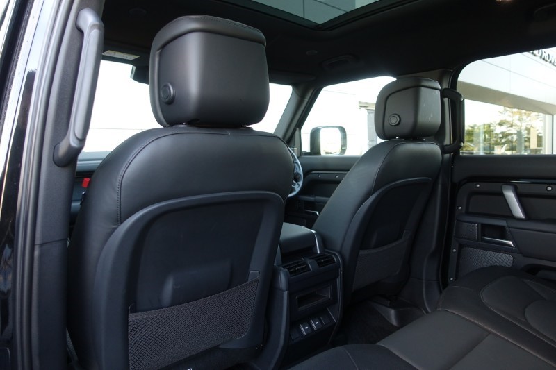 2023 (23) LAND ROVER DEFENDER 3.0 D250 X-Dynamic HSE 110 5dr Auto 5887164