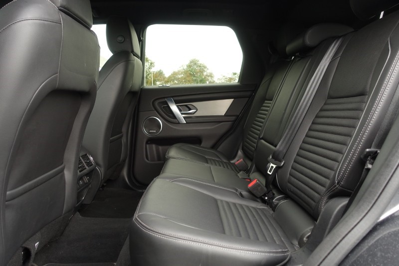 2025 (25) LAND ROVER DISCOVERY SPORT 2.0 D200 Dynamic SE 5dr Auto [7 Seat] 5878302