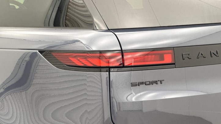 2025 (25) LAND ROVER RANGE ROVER SPORT 3.0 D300 Dynamic SE 5dr Auto 5852358