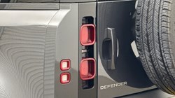 2025 (74) LAND ROVER DEFENDER 3.0 D350 X-Dynamic HSE 90 3dr Auto 5850334