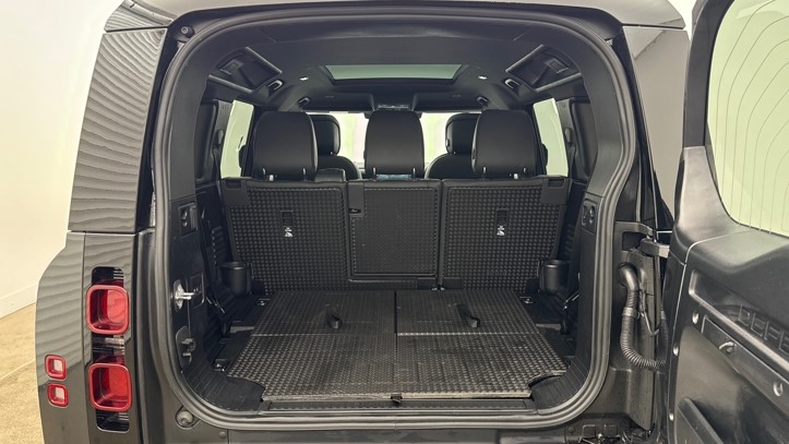 2025 (25) LAND ROVER DEFENDER 3.0 D350 X-Dynamic HSE 110 5dr Auto [7 Seat] 5849980
