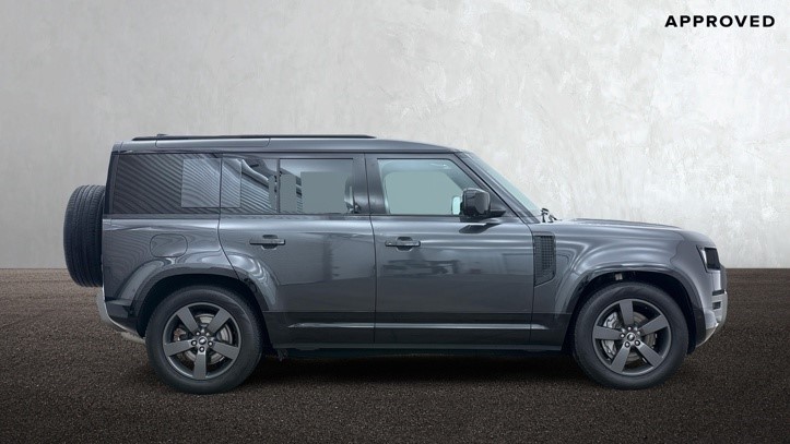 2025 (25) LAND ROVER DEFENDER 3.0 D350 X-Dynamic HSE 110 5dr Auto [7 Seat] 5849975