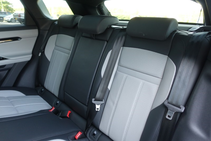 2025 (25) LAND ROVER RANGE ROVER EVOQUE 1.5 P270e Autobiography 5dr Auto [Revised] 5891740