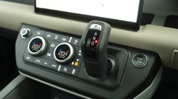 2023 (23) LAND ROVER DEFENDER 3.0 D300 X-Dynamic HSE 110 5dr Auto 5934217