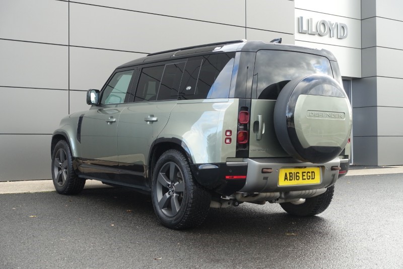 2023 (23) LAND ROVER DEFENDER 3.0 D300 X-Dynamic HSE 110 5dr Auto