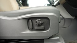 2023 (23) LAND ROVER DEFENDER 3.0 D300 X-Dynamic HSE 110 5dr Auto 5934251