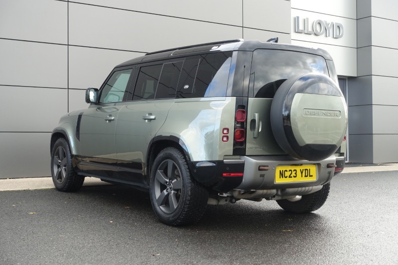 2023 (23) LAND ROVER DEFENDER 3.0 D300 X-Dynamic HSE 110 5dr Auto 5934730