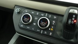 2023 (23) LAND ROVER DEFENDER 3.0 D300 X-Dynamic HSE 110 5dr Auto 5934246