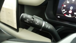 2023 (23) LAND ROVER DEFENDER 3.0 D300 X-Dynamic HSE 110 5dr Auto 5934239