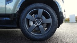 2023 (23) LAND ROVER DEFENDER 3.0 D300 X-Dynamic HSE 110 5dr Auto 5934212