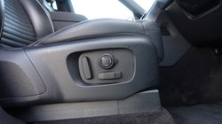 2021 (21) LAND ROVER DISCOVERY 3.0 D300 R-Dynamic HSE 5dr Auto 5886646