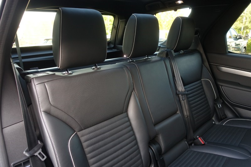 2021 (21) LAND ROVER DISCOVERY 3.0 D300 R-Dynamic HSE 5dr Auto 5886654