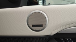 2023 (73) LAND ROVER DISCOVERY 3.0 D300 Dynamic HSE 5dr Auto 5896172