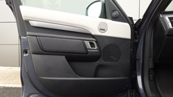2023 (73) LAND ROVER DISCOVERY 3.0 D300 Dynamic HSE 5dr Auto 5896183
