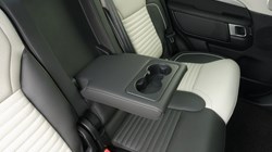2023 (73) LAND ROVER DISCOVERY 3.0 D300 Dynamic HSE 5dr Auto 5896179