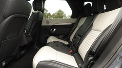 2023 (73) LAND ROVER DISCOVERY 3.0 D300 Dynamic HSE 5dr Auto 5896126