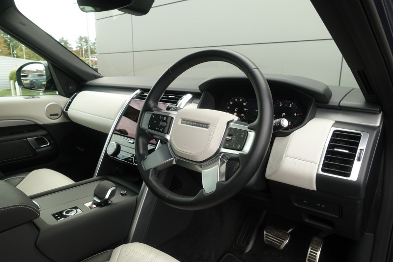 2023 (73) LAND ROVER DISCOVERY 3.0 D300 Dynamic HSE 5dr Auto 5896167