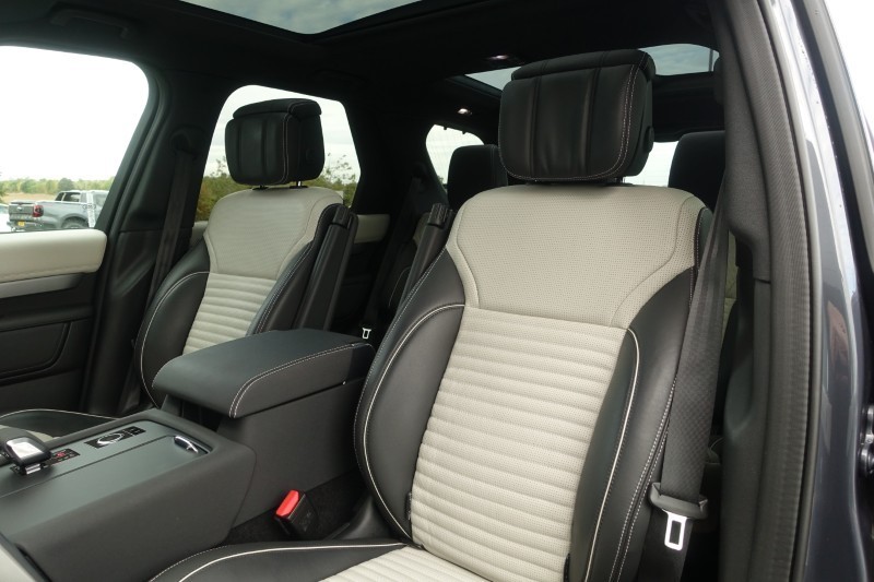 2023 (73) LAND ROVER DISCOVERY 3.0 D300 Dynamic HSE 5dr Auto 5896186