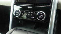 2023 (73) LAND ROVER DISCOVERY 3.0 D300 Dynamic HSE 5dr Auto 5896165