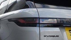 2023 (23) LAND ROVER RANGE ROVER EVOQUE 2.0 P250 R-Dynamic SE 5dr Auto 5933050