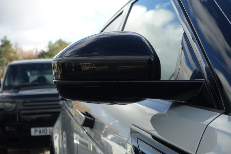 2023 (23) LAND ROVER RANGE ROVER EVOQUE 2.0 P250 R-Dynamic SE 5dr Auto 5933053