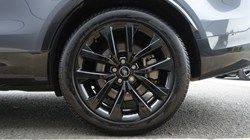 2024 (74) LAND ROVER DISCOVERY 3.0 D350 Dynamic SE 5dr Auto 5976979