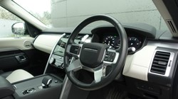 2024 (74) LAND ROVER DISCOVERY 3.0 D350 Dynamic SE 5dr Auto 5977000