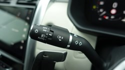2024 (74) LAND ROVER DISCOVERY 3.0 D350 Dynamic SE 5dr Auto 5976987