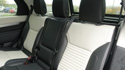 2024 (74) LAND ROVER DISCOVERY 3.0 D350 Dynamic SE 5dr Auto 5977014