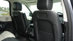 2024 (74) LAND ROVER DISCOVERY 3.0 D350 Dynamic SE 5dr Auto 5977007