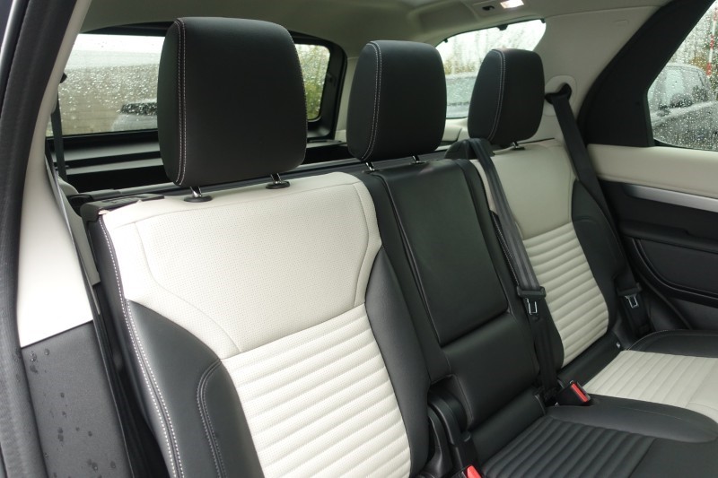 2024 (74) LAND ROVER DISCOVERY 3.0 D350 Dynamic SE 5dr Auto 5977009