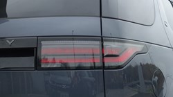 2024 (74) LAND ROVER DISCOVERY 3.0 D350 Dynamic SE 5dr Auto 5976977