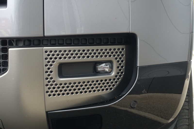 2022 (22) LAND ROVER DEFENDER 3.0 D250 X-Dynamic SE 90 3dr Auto 5928960
