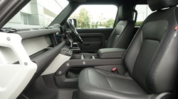 2022 (22) LAND ROVER DEFENDER 3.0 D250 X-Dynamic SE 90 3dr Auto 5928929