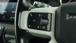 2022 (22) LAND ROVER DEFENDER 3.0 D250 X-Dynamic SE 90 3dr Auto 5928964