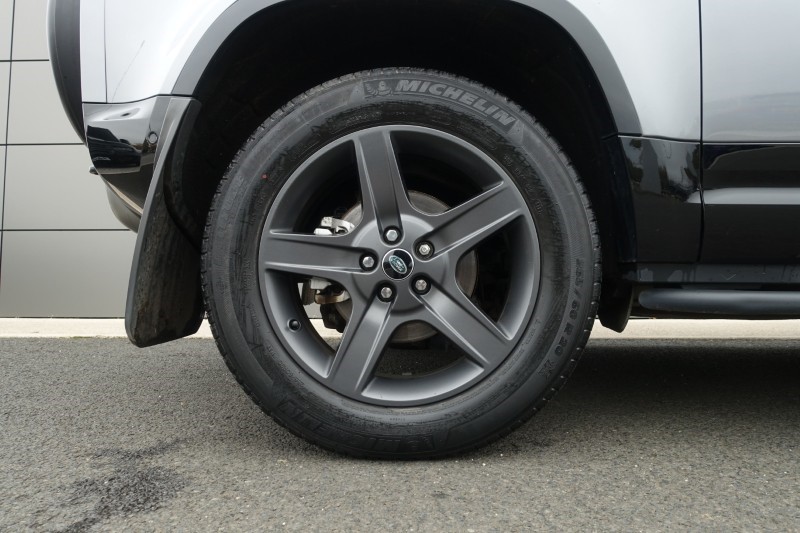 2022 (22) LAND ROVER DEFENDER 3.0 D250 X-Dynamic SE 90 3dr Auto 5928951