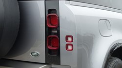2022 (22) LAND ROVER DEFENDER 3.0 D250 X-Dynamic SE 90 3dr Auto 5928953