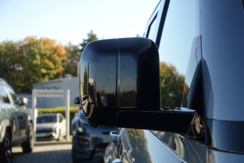 2024 (74) LAND ROVER DEFENDER 2.0 P400e X 110 5dr Auto 5870441