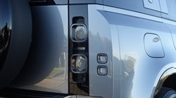 2024 (74) LAND ROVER DEFENDER 2.0 P400e X 110 5dr Auto 5870445
