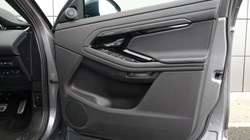 2021 (21) LAND ROVER RANGE ROVER EVOQUE 1.5 P300e R-Dynamic S 5dr Auto 5896043