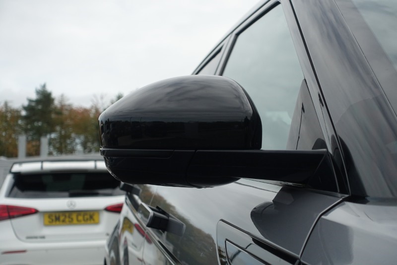 2021 (21) LAND ROVER RANGE ROVER EVOQUE 1.5 P300e R-Dynamic S 5dr Auto 5896021