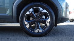 2026 (26) DACIA BIGSTER 1.8 Hybrid 155 Extreme 5dr Auto 5873256