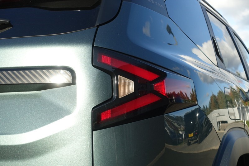 2026 (26) DACIA BIGSTER 1.8 Hybrid 155 Extreme 5dr Auto 5873273