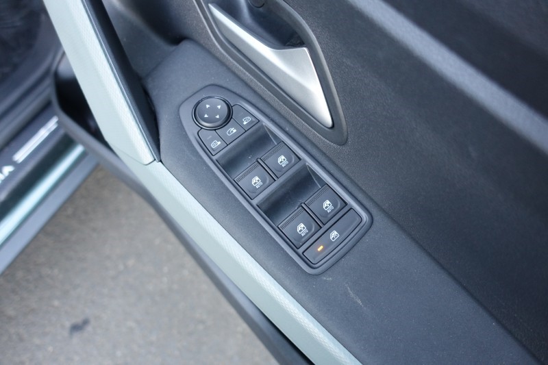 2026 (26) DACIA BIGSTER 1.8 Hybrid 155 Extreme 5dr Auto 5873297