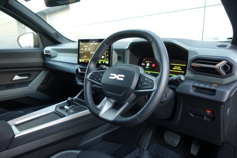 2026 (26) DACIA BIGSTER 1.8 Hybrid 155 Extreme 5dr Auto 5873292