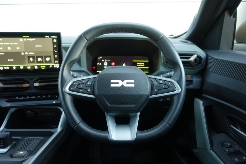 2026 (26) DACIA BIGSTER 1.8 Hybrid 155 Extreme 5dr Auto 5873263