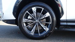 2026 (26) MG MOTOR UK HS 1.5 T-GDI PHEV Trophy 5dr Auto 5888709